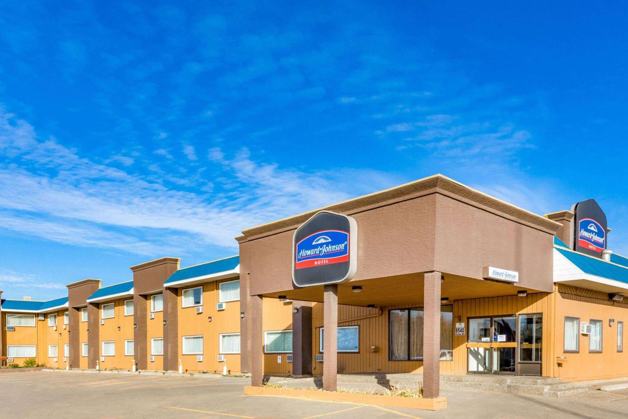 Howard Johnson By Wyndham Fort St. John Exterior foto